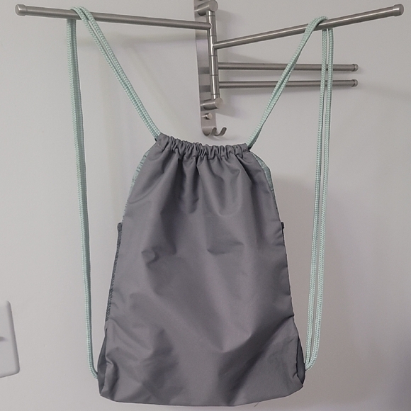 Adidas Gray Drawstring Backpack - Picture 2 of 3
